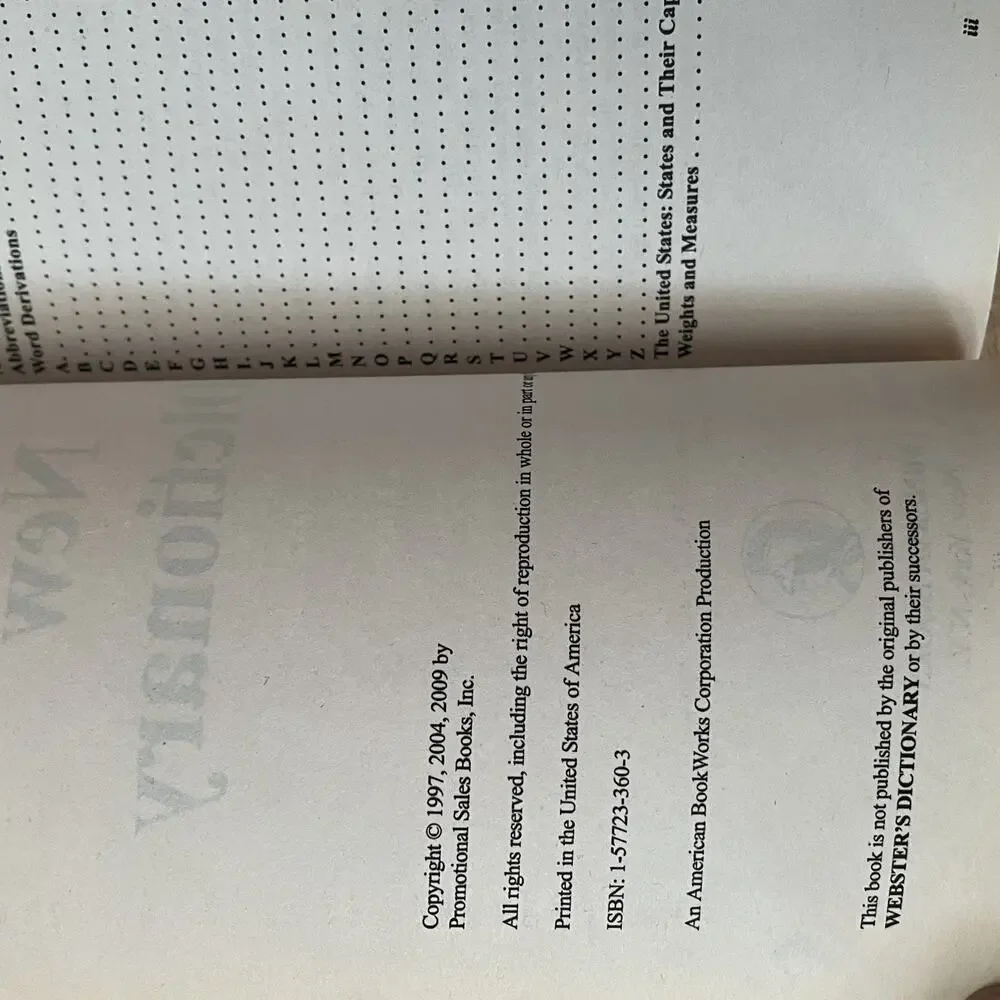 Webster's Dictionary's Thesaurus Punctuation & English Usage Book Lot of 4